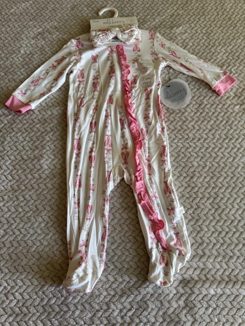 Milkberry Girls' Pink Ballet Print Footed One-Piece Size 6-9 Months NWT
